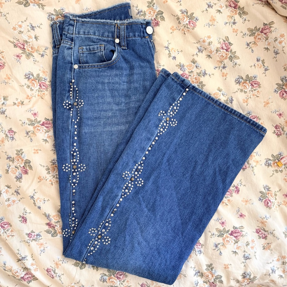 Elegant Blue Women's Flare Jeans with Embellishments